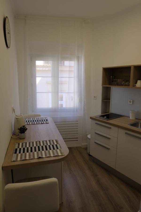 Apartmani Sb 42 Zagabria Esterno foto
