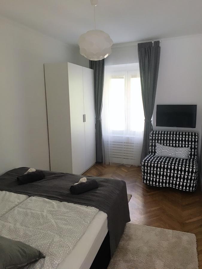 Apartmani Sb 42 Zagabria Esterno foto
