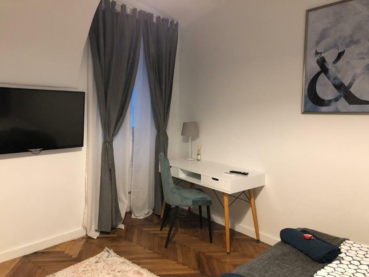 Apartmani Sb 42 Zagabria Esterno foto