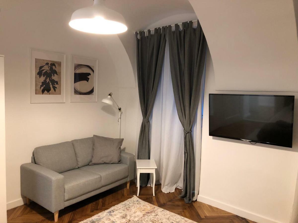 Apartmani Sb 42 Zagabria Esterno foto
